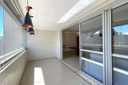 Varanda da Sala de apartamento à venda com 4 quartos, 126m² em Vila da Serra, Nova Lima