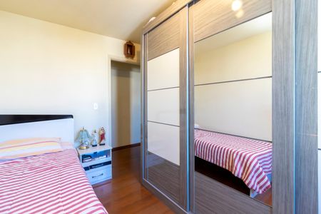 Apartamento à venda com 71m², 2 quartos e 2 vagas Apartamento à venda com 71m², 2 quartos e 2 vagasQuarto 1