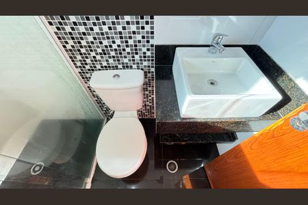 Casa à venda com 124m², 3 quartos e 2 vagas Casa à venda com 124m², 3 quartos e 2 vagasBanheiro da Suíte
