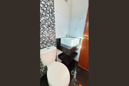 Casa à venda com 124m², 3 quartos e 2 vagas Casa à venda com 124m², 3 quartos e 2 vagasBanheiro da Suíte