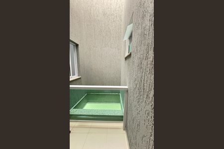 Casa à venda com 124m², 3 quartos e 2 vagas Casa à venda com 124m², 3 quartos e 2 vagasÁrea Externa