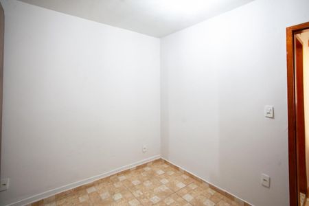 Casa à venda com 250m², 4 quartos e 3 vagas Casa à venda com 250m², 4 quartos e 3 vagasEdícula - Quarto