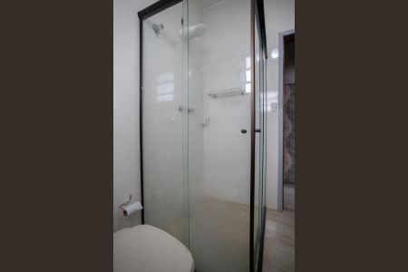 Casa à venda com 250m², 4 quartos e 3 vagas Casa à venda com 250m², 4 quartos e 3 vagasBanheiro da Suíte