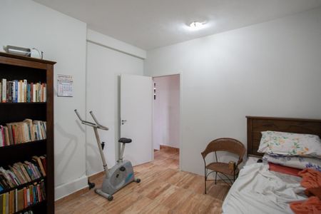 Casa à venda com 250m², 4 quartos e 3 vagas Casa à venda com 250m², 4 quartos e 3 vagasQuarto 3