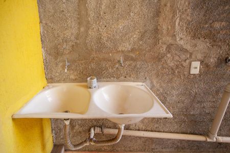 Casa à venda com 250m², 4 quartos e 3 vagas Casa à venda com 250m², 4 quartos e 3 vagasEdícula - Área de Serviço