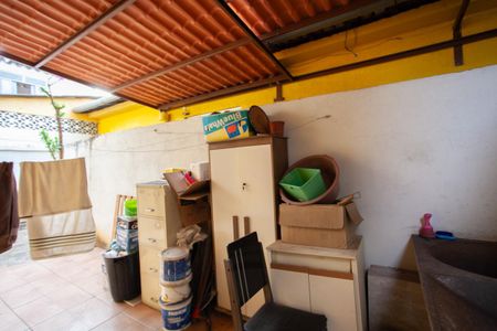 Casa à venda com 250m², 4 quartos e 3 vagas Casa à venda com 250m², 4 quartos e 3 vagasÁrea de Serviço