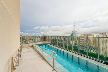 Studio à venda com 23m², 1 quarto e sem vaga Studio à venda com 23m², 1 quarto e sem vagaPiscina - Rooftop
