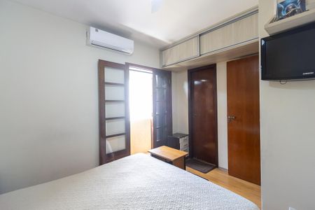 Casa à venda com 86m², 3 quartos e 2 vagas Casa à venda com 86m², 3 quartos e 2 vagasSuite