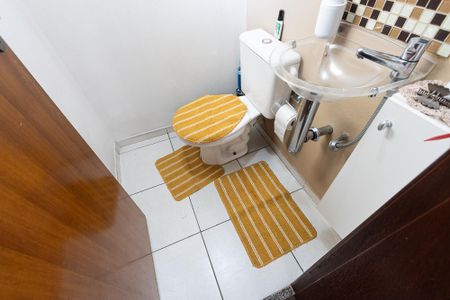 Casa à venda com 86m², 3 quartos e 2 vagas Casa à venda com 86m², 3 quartos e 2 vagasLavabo