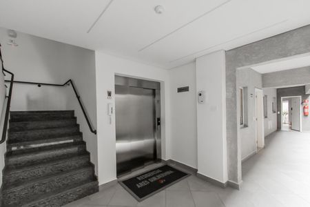 Apartamento à venda com 36m², 1 quarto e sem vaga Apartamento à venda com 36m², 1 quarto e sem vagaElevador