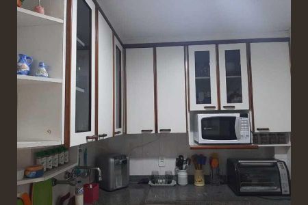 Apartamento à venda com 67m², 2 quartos e 1 vaga