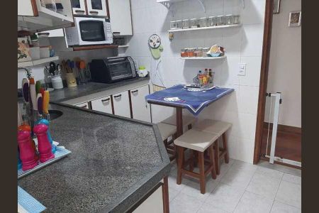 Apartamento à venda com 67m², 2 quartos e 1 vaga