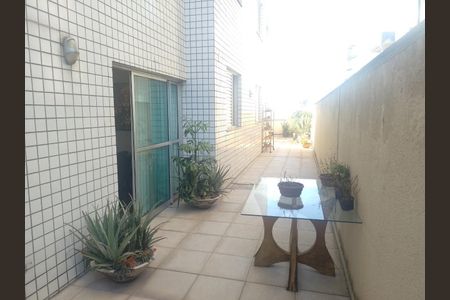 Apartamento à venda com 219m², 3 quartos e 3 vagas