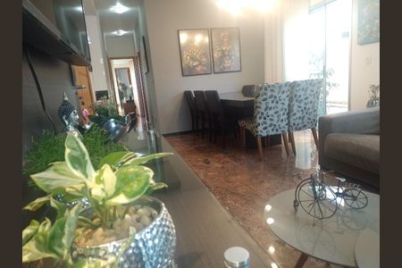 Apartamento à venda com 219m², 3 quartos e 3 vagas