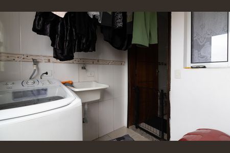 Casa à venda com 182m², 3 quartos e 4 vagasÁrea de Serviço