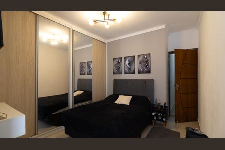 Casa à venda com 182m², 3 quartos e 4 vagasSuíte 1