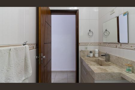 Casa à venda com 182m², 3 quartos e 4 vagasBanheiro da Suíte 3