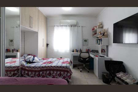 Casa à venda com 182m², 3 quartos e 4 vagasSuíte 3