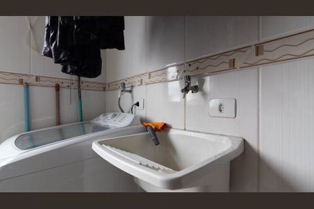 Casa à venda com 182m², 3 quartos e 4 vagasÁrea de Serviço