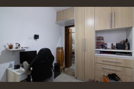 Casa à venda com 182m², 3 quartos e 4 vagasSuíte 2