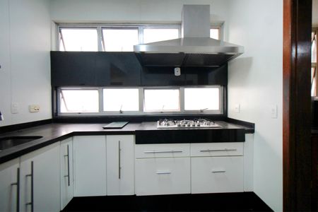 Apartamento à venda com 375m², 4 quartos e 4 vagasCozinha