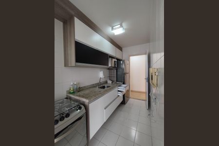 Apartamento à venda com 65m², 2 quartos e 1 vaga Apartamento à venda com 65m², 2 quartos e 1 vagaCozinha
