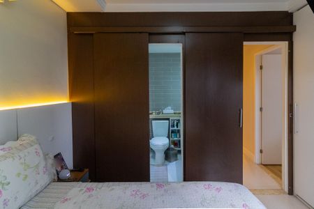 Apartamento à venda com 72m², 2 quartos e 1 vaga Apartamento à venda com 72m², 2 quartos e 1 vagaSuíte