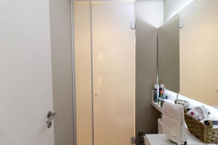 Apartamento à venda com 72m², 2 quartos e 1 vaga Apartamento à venda com 72m², 2 quartos e 1 vagaBanheiro Social