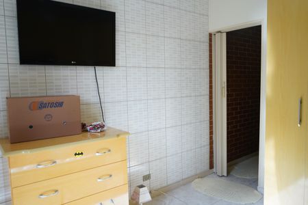Casa à venda com 300m², 2 quartos e 2 vagasQuarto