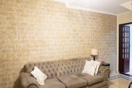 Casa à venda com 300m², 2 quartos e 2 vagasSala