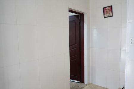 Casa à venda com 300m², 2 quartos e 2 vagasÁrea de Serviço