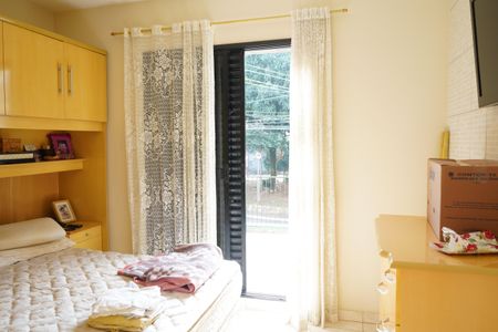 Casa à venda com 300m², 2 quartos e 2 vagasQuarto