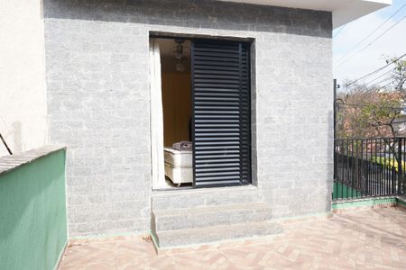 Casa à venda com 300m², 2 quartos e 2 vagasSacada do Quarto