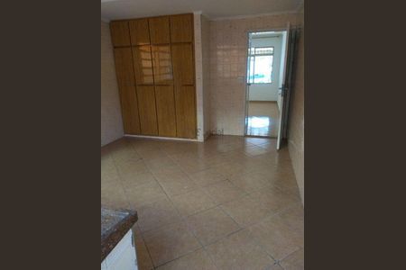Casa à venda com 98m², 2 quartos e 2 vagas