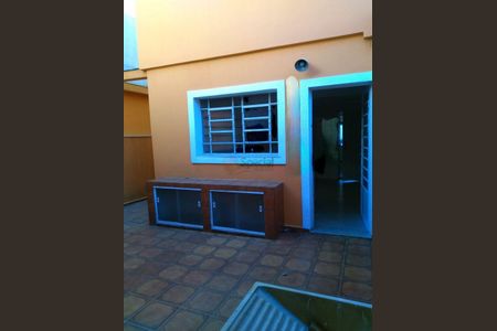 Casa à venda com 98m², 2 quartos e 2 vagas