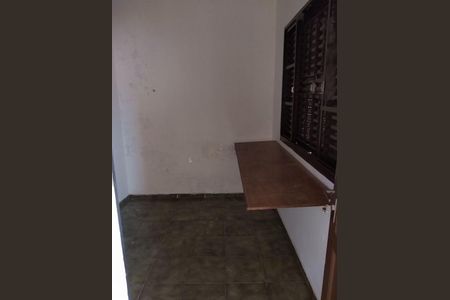 Casa à venda com 98m², 2 quartos e 2 vagas