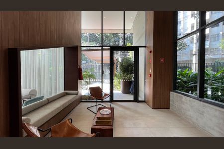 Apartamento à venda com 663m², 3 quartos e 6 vagas Apartamento à venda com 663m², 3 quartos e 6 vagasHall de entrada