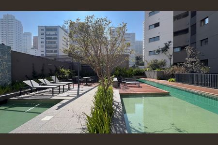 Apartamento à venda com 663m², 3 quartos e 6 vagas Apartamento à venda com 663m², 3 quartos e 6 vagasPiscina