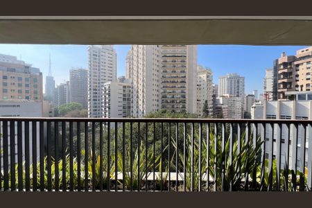 Apartamento à venda com 663m², 3 quartos e 6 vagas Apartamento à venda com 663m², 3 quartos e 6 vagasVaranda