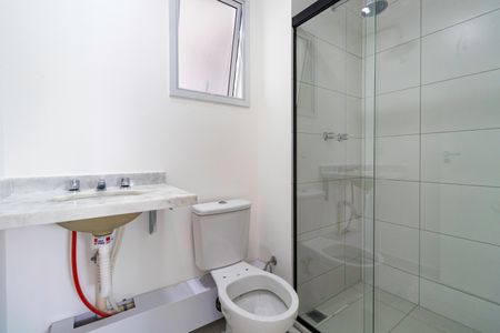 Apartamento para alugar com 74m², 2 quartos e 2 vagas Apartamento para alugar com 74m², 2 quartos e 2 vagasBanheiro