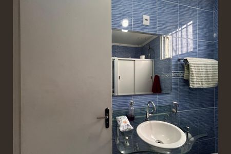 Casa à venda com 125m², 3 quartos e 3 vagas Casa à venda com 125m², 3 quartos e 3 vagasBanheiro