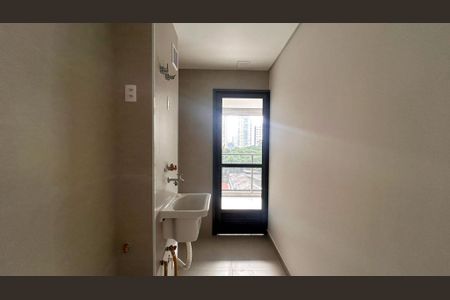 Apartamento à venda com 81m², 2 quartos e 1 vagaÁrea de Serviço