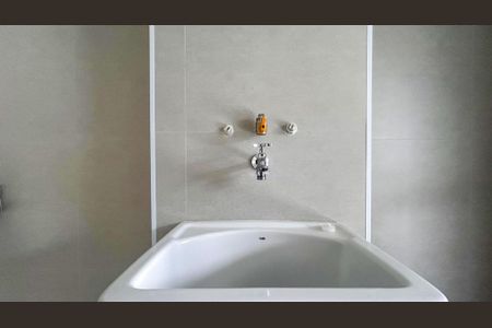 Apartamento à venda com 81m², 2 quartos e 1 vagaÁrea de Serviço