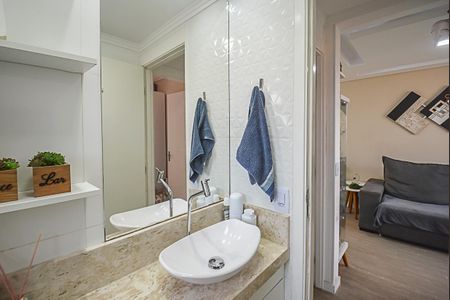 Apartamento à venda com 48m², 2 quartos e 1 vaga Apartamento à venda com 48m², 2 quartos e 1 vagaBanheiro Social