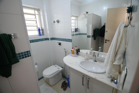 Casa à venda com 450m², 5 quartos e 2 vagasCasa 2 - Banheiro