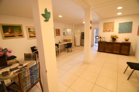 Casa à venda com 450m², 5 quartos e 2 vagasCasa 2 - Sala