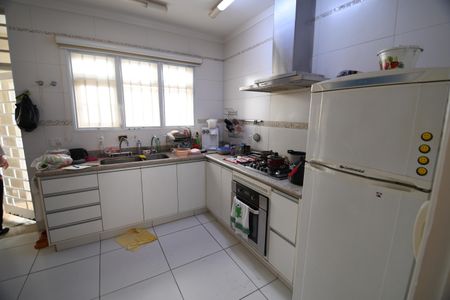 Casa à venda com 450m², 5 quartos e 2 vagasCozinha