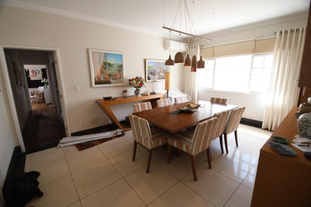 Casa à venda com 450m², 5 quartos e 2 vagasSala 2