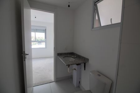 Apartamento à venda com 79m², 2 quartos e 1 vaga Apartamento à venda com 79m², 2 quartos e 1 vagaBanheiro da Suíte 2