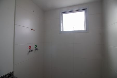 Apartamento à venda com 79m², 2 quartos e 1 vaga Apartamento à venda com 79m², 2 quartos e 1 vagaBanheiro da Suíte 1